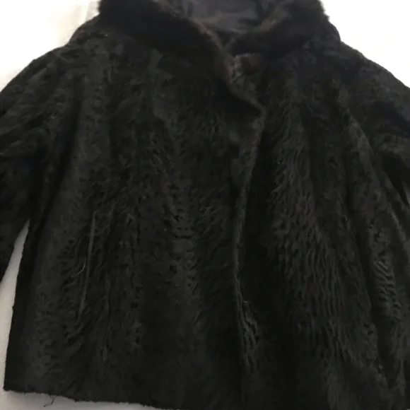 Women’s Persian Lambs Fur black jacket/Mink Fur around the collar. size Medium - Picture 3 of 3
